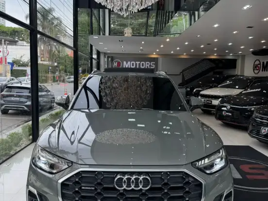 AUDI-Q5-2.0 45 TFSI GASOLINA S-LINE QUATTRO S TRONIC AUDI-Q5-2024