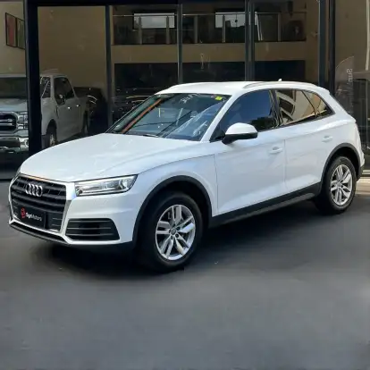 AUDI-Q5-2019