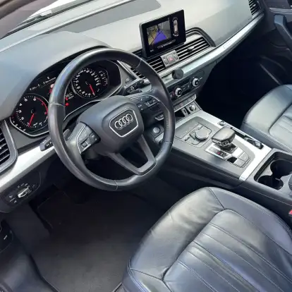 AUDI-Q5-2.0 TFSI GASOLINA PRESTIGE S TRONIC AUDI-Q5-2019