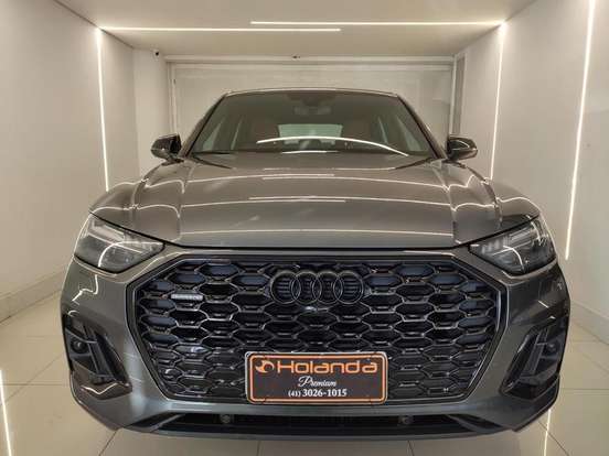 AUDI-Q5-2021