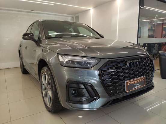 AUDI-Q5-2021