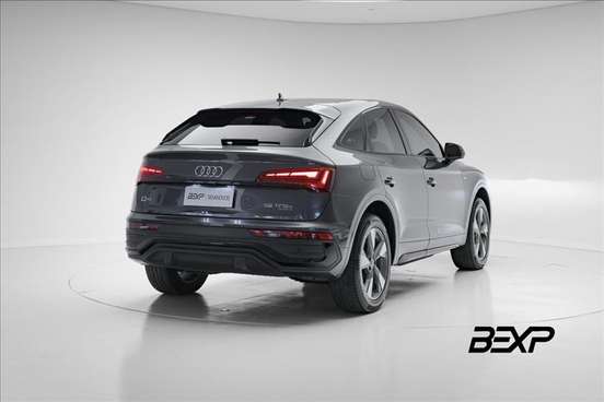 AUDI-Q5-2023