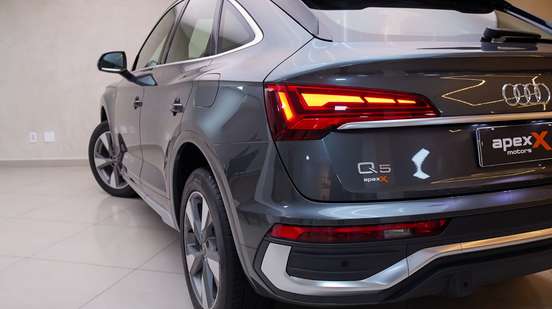 AUDI-Q5-2023
