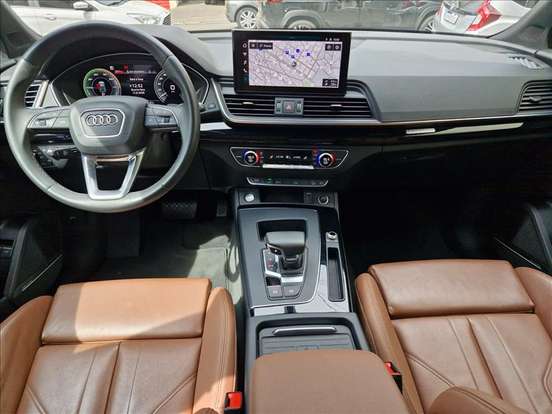 AUDI-Q5-2023