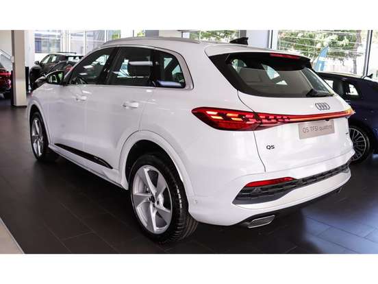 AUDI-Q5-2.0 TFSI GASOLINA ADVANCED QUATTRO S TRONIC AUDI-Q5-2025