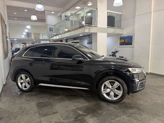 AUDI-Q5-2.0 TFSI GASOLINA AMBIENTE S TRONIC AUDI-Q5-2017