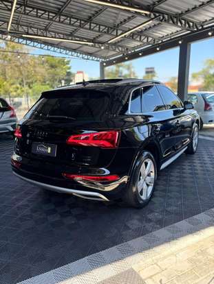 AUDI-Q5-2018