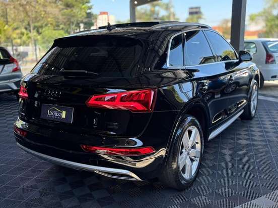 AUDI-Q5-2.0 TFSI GASOLINA AMBITION S TRONIC AUDI-Q5-2018