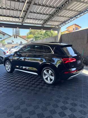 AUDI-Q5-2018