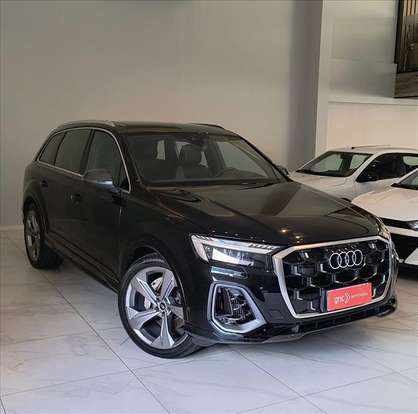AUDI-Q7-2024
