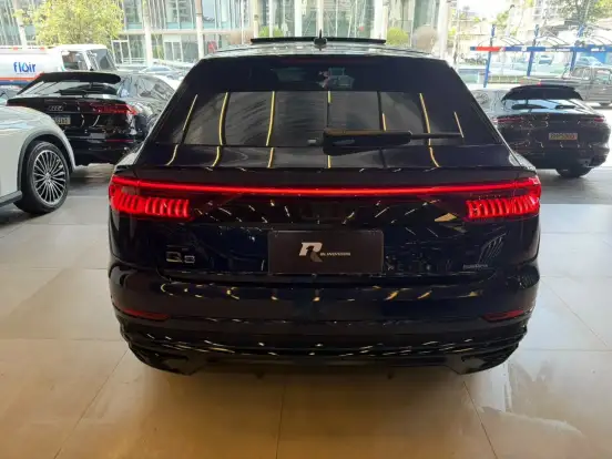 AUDI-Q8-3.0 TFSI GASOLINA PERFORMANCE QUATTRO TIPTRONIC AUDI-Q8-2021
