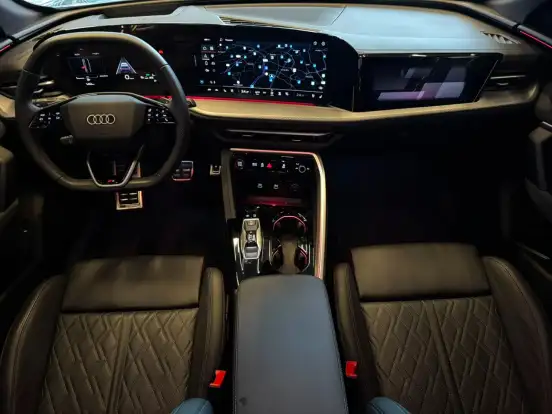 AUDI-SQ5-2025