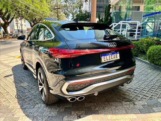 AUDI-SQ5-2025