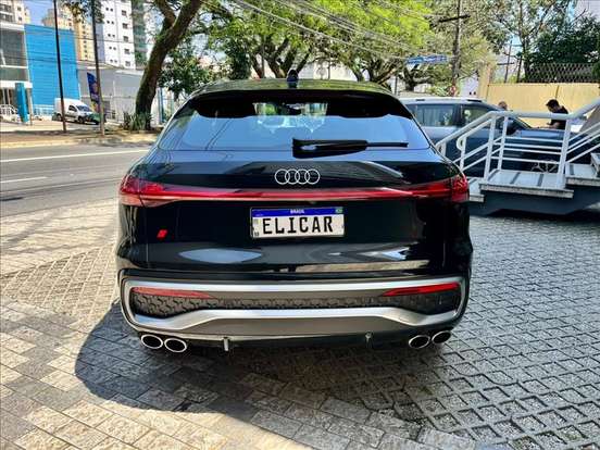 AUDI-SQ5-2025