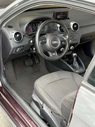 AUDI-A1-2011