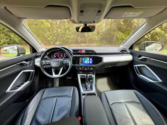 AUDI-Q3-2021