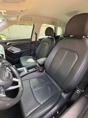 AUDI-Q3-2021