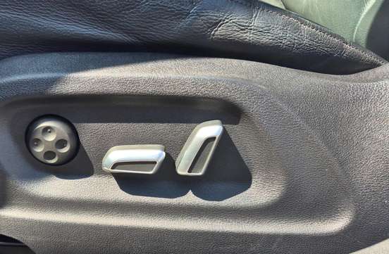 AUDI-Q3-2018