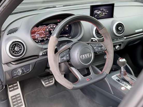 AUDI-RS3-2.5 TFSI GASOLINA SPORTBACK QUATTRO S-TRONIC AUDI-RS3-2017