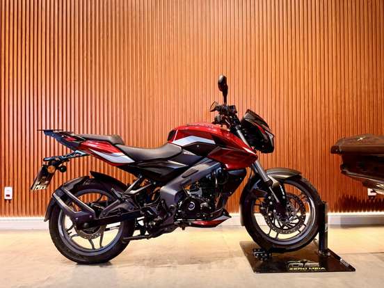 BAJAJ-DOMINAR NS160-2025