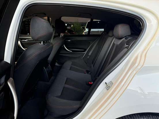 BMW-120i-2.0 16V SPORT ACTIVEFLEX 4P AUTOMÁTICO BMW-120i-2015