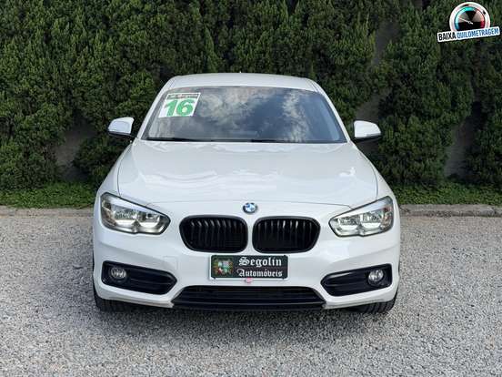 BMW-120i-2015