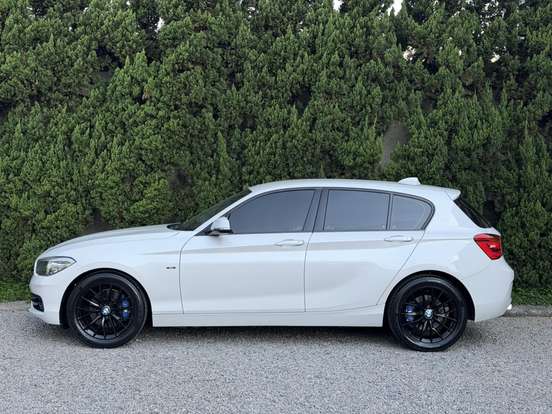 BMW-120i-2.0 16V SPORT ACTIVEFLEX 4P AUTOMÁTICO BMW-120i-2015