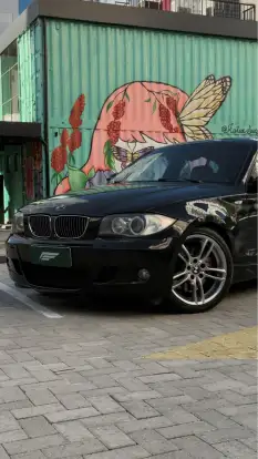 BMW-130i-2006