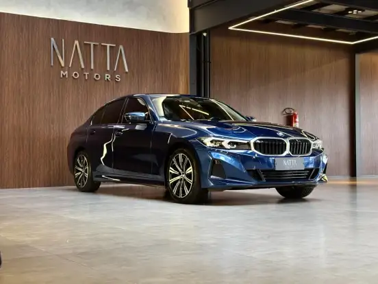 BMW-320i-2023