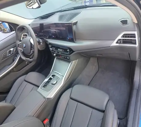 BMW-320i-2025