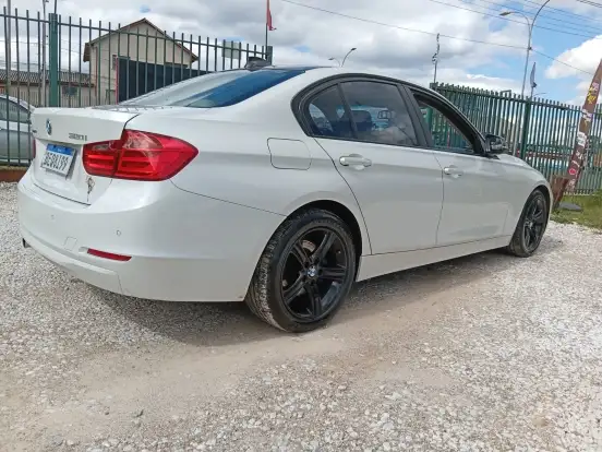 BMW-320i-2.0 16V TURBO GASOLINA 4P AUTOMÁTICO BMW-320i-2012