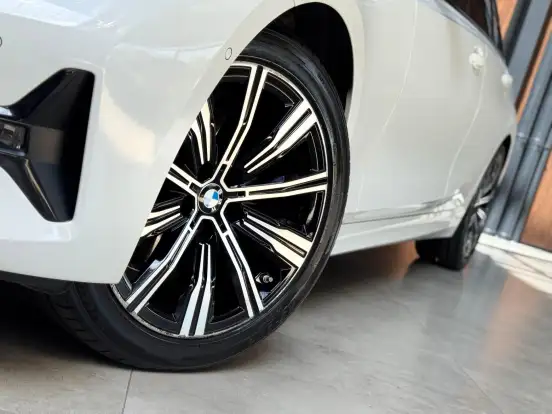 BMW-320i-2.0 16V TURBO GASOLINA GP AUTOMÁTICO BMW-320i-2020