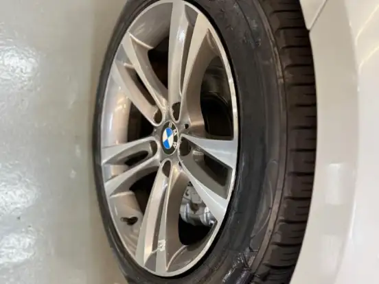 BMW-320i-2.0 GT SPORT 16V TURBO GASOLINA 4P AUTOMÁTICO BMW-320i-2015