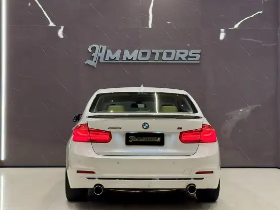 BMW-320i-2.0 SPORT 16V TURBO ACTIVE FLEX 4P AUTOMÁTICO BMW-320i-2016