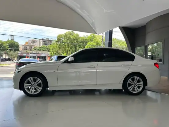 BMW-320i-2.0 SPORT 16V TURBO ACTIVE FLEX 4P AUTOMÁTICO BMW-320i-2018