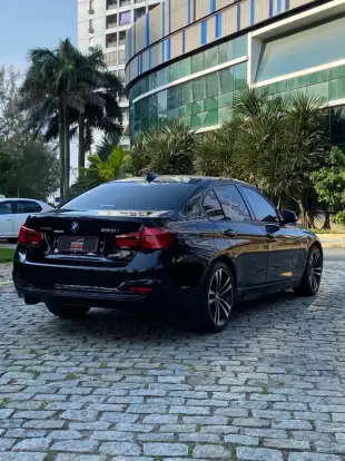 BMW-320i-2018
