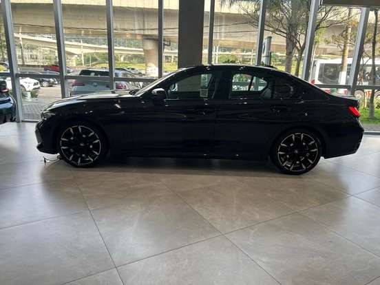 BMW-320i-2026
