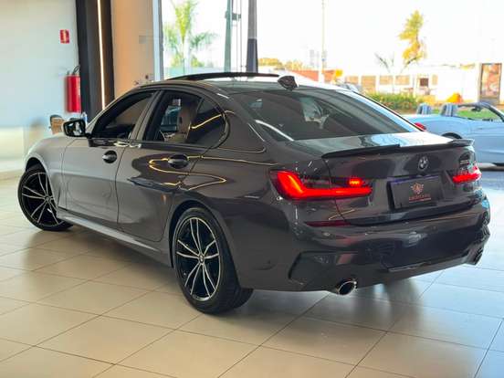 BMW-320i-2.0 16V TURBO FLEX M SPORT AUTOMÁTICO BMW-320i-2022