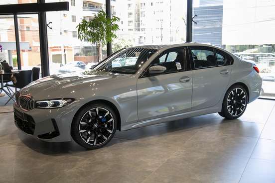 BMW-320i-2026