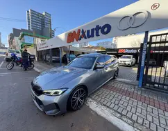 BMW 320i 2.0 16V TURBO FLEX M SPORT AUTOMÁTICO BMW 320i 2.0 16V TURBO FLEX M SPORT AUTOMÁTICO