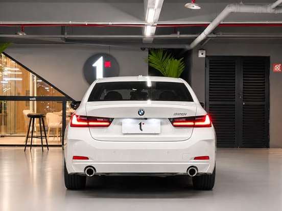 BMW-320i-2.0 16V TURBO FLEX SPORT GP AUTOMÁTICO BMW-320i-2024