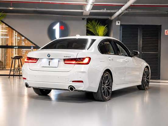 BMW-320i-2.0 16V TURBO FLEX SPORT GP AUTOMÁTICO BMW-320i-2024