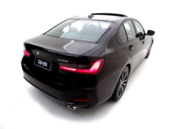BMW-320i-2.0 16V TURBO FLEX SPORT GP AUTOMÁTICO BMW-320i-2022