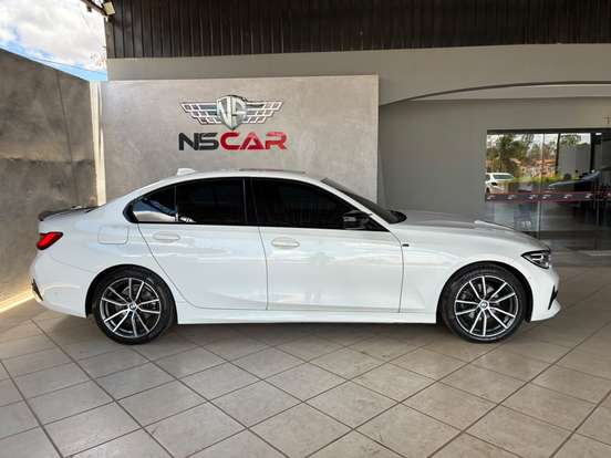 BMW-320i-2020
