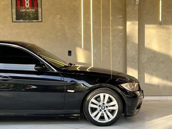 BMW-325i-2008