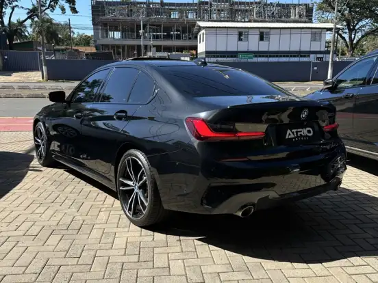 BMW-330e-2.0 16V TURBO HÍBRIDO M SPORT AUTOMÁTICO BMW-330e-2021