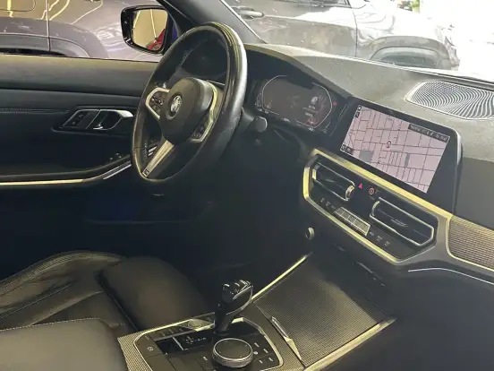 BMW-330i-2.0 16V TURBO GASOLINA M SPORT AUTOMÁTICO BMW-330i-2019