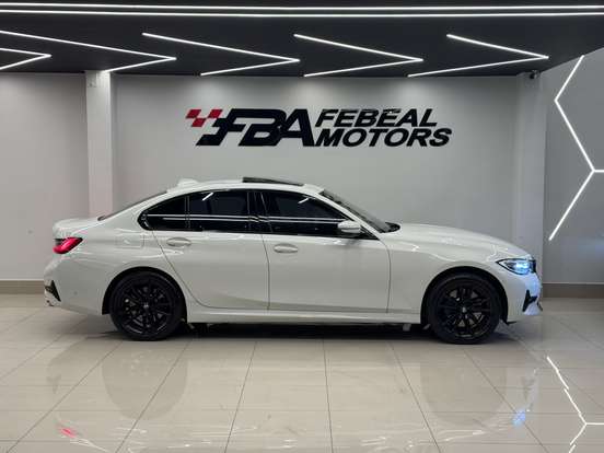 BMW-330i-2.0 16V TURBO GASOLINA SPORT AUTOMÁTICO BMW-330i-2019