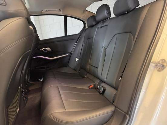 BMW-330i-2.0 16V TURBO GASOLINA SPORT AUTOMÁTICO BMW-330i-2019