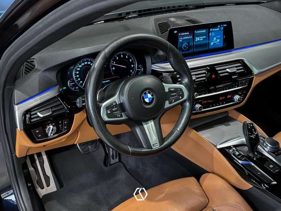 BMW-530i-2017